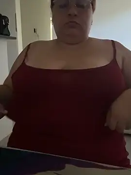 carola hotwife online show from June 5, 2026, 12:33 pm