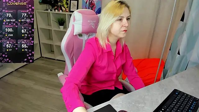 Snapshot of Jane_Broks chatting on January 3, 2025, 1:05 am Jane Broks online show from January 3, 2025, 1:05 am