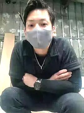 Snapshot of da--------i chatting on December 4, 2024, 8:56 am da--------i online show from December 4, 2024, 8:56 am