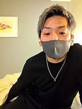 Snapshot of da--------i chatting on December 1, 2025, 4:56 pm da--------i online show from December 1, 2025, 4:56 pm