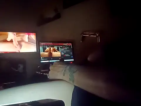 Snapshot of tus_ordenes_mis_deseos chatting on October 14, 2025, 5:30 am tus ordenes mis deseos online show from October 14, 2025, 5:30 am