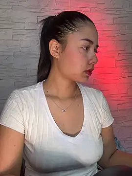 Snapshot of _Luana chatting on July 26, 2026, 12:41 am Luana online show from July 26, 2026, 12:41 am