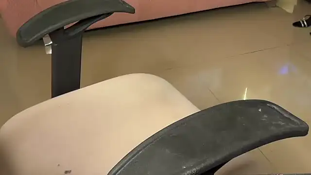 sexy m23 online show from December 17, 2025, 3:07 pm