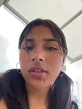 Mariangel 11 online show from December 5, 2024, 7:06 pm