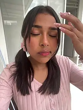 Mariangel 11 online show from December 12, 2024, 3:48 pm