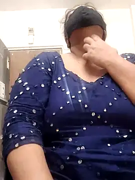 zeepe19 online show from November 8, 2025, 5:40 am