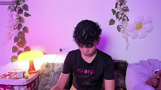 Snapshot of fernanda_indie chatting on November 25, 2025, 12:21 am fernanda indie online show from November 25, 2025, 12:21 am