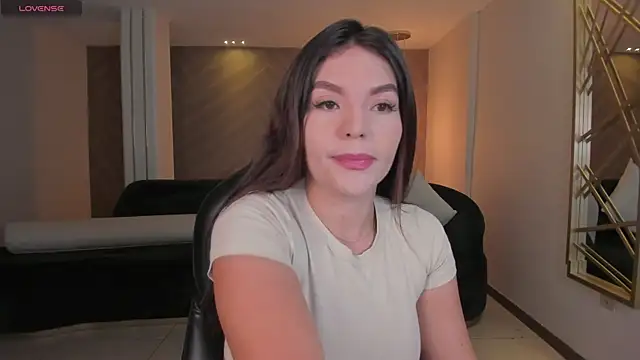 ValeriaRoldanX online show from March 2, 2026, 10:11 am