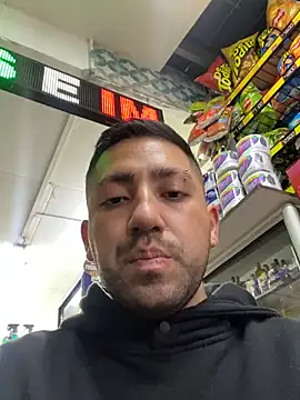 Snapshot of JuanZapata33 chatting on February 26, 2026, 9:58 pm JuanZapata33 online show from February 26, 2026, 9:58 pm