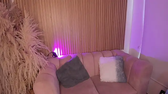 Snapshot of Hannie_ws chatting on January 20, 2025, 1:21 pm Hannie ws online show from January 20, 2025, 1:21 pm