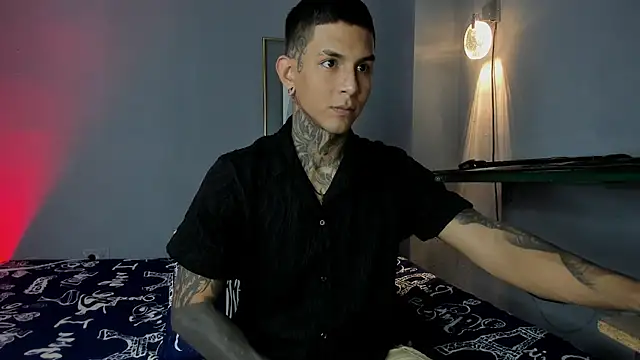 Travistanner 28 online show from February 12, 2026, 10:32 am