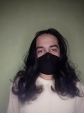 Snapshot of weeif chatting on November 8, 2025, 8:18 pm weeif online show from November 8, 2025, 8:18 pm