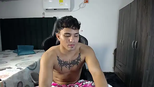 man dur07 online show from January 31, 2025, 9:26 pm