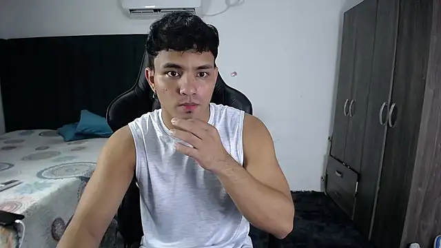 man dur07 online show from February 7, 2025, 6:56 pm