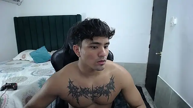 man dur07 online show from September 25, 2025, 9:18 pm