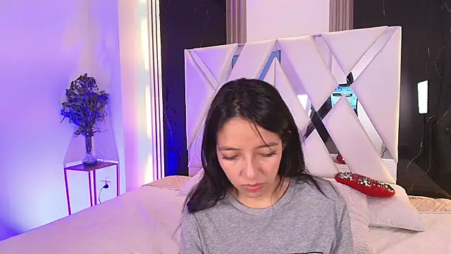 Valery wang online show from March 20, 2025, 12:00 pm