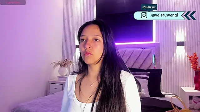 Valery wang online show from February 25, 2026, 12:15 pm