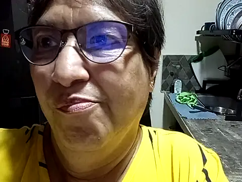 Snapshot of florecita69 chatting on March 7, 2025, 7:49 pm florecita69 online show from March 7, 2025, 7:49 pm