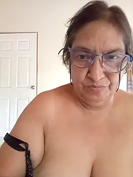 Snapshot of florecita69 chatting on October 23, 2025, 2:49 pm florecita69 online show from October 23, 2025, 2:49 pm