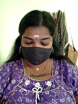 Snapshot of sulekha-mallu chatting on January 27, 2025, 3:26 am sulekha-mallu online show from January 27, 2025, 3:26 am