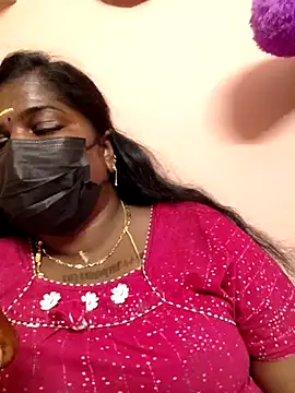 Snapshot of sulekha-mallu chatting on September 22, 2025, 3:25 pm sulekha-mallu online show from September 22, 2025, 3:25 pm