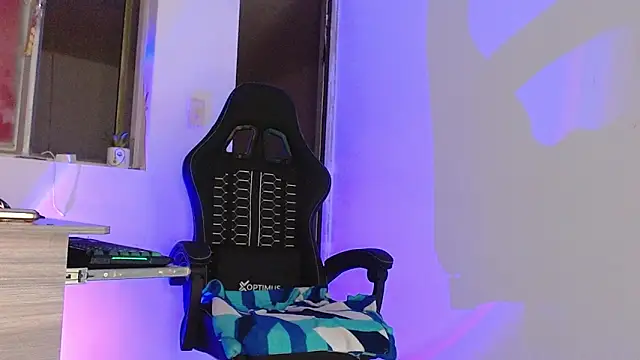 giuliana andrade online show from April 18, 2026, 7:07 pm