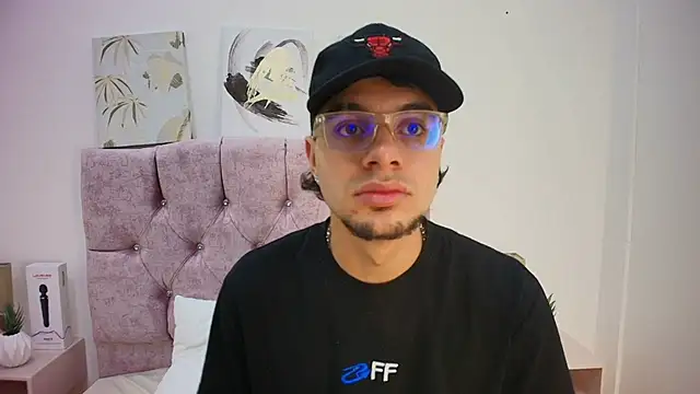 Amadeo Wild online show from February 6, 2025, 12:16 pm