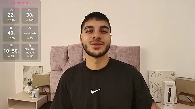 Amadeo Wild online show from October 25, 2025, 4:13 pm