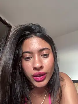 AlessaPears online show from December 7, 2024, 9:44 pm