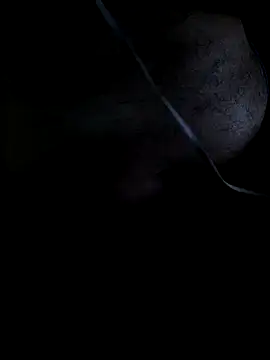 Snapshot of Leocesar37 chatting on May 26, 2026, 4:25 pm Leocesar37 online show from May 26, 2026, 4:25 pm