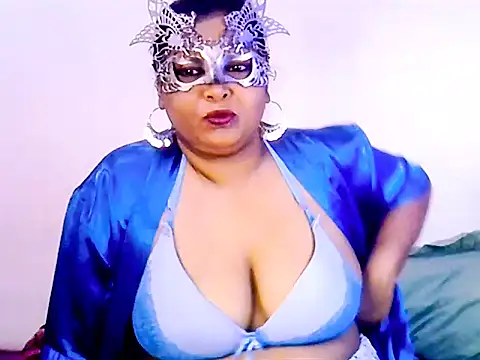 Mysterylady143 online show from July 12, 2026, 9:33 am