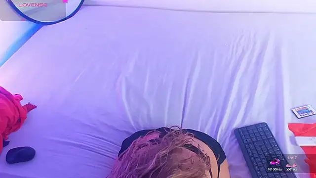 emma collson online show from February 11, 2026, 8:36 pm