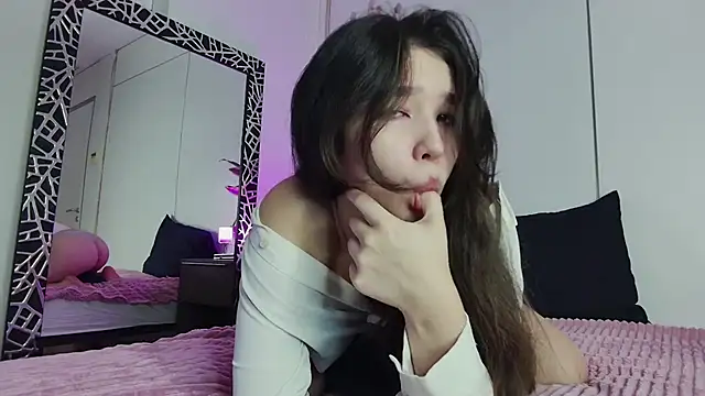 Snapshot of purrrrrrrrr chatting on January 22, 2025, 1:21 pm purrrrrrrrr online show from January 22, 2025, 1:21 pm