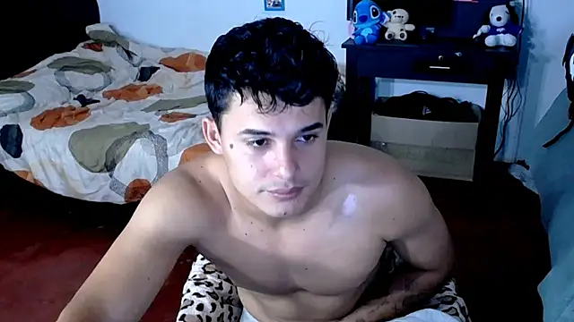 Snapshot of freddy_romas chatting on June 9, 2026, 3:45 pm freddy romas online show from June 9, 2026, 3:45 pm