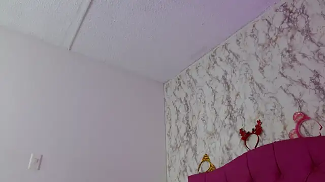 Snapshot of AlexaFontana chatting on March 16, 2026, 5:44 am AlexaFontana online show from March 16, 2026, 5:44 am