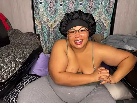 Snapshot of TheeGoddessAset chatting on January 30, 2025, 2:38 am TheeGoddessAset online show from January 30, 2025, 2:38 am
