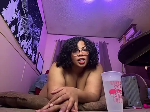 Snapshot of TheeGoddessAset chatting on February 15, 2025, 3:42 am TheeGoddessAset online show from February 15, 2025, 3:42 am