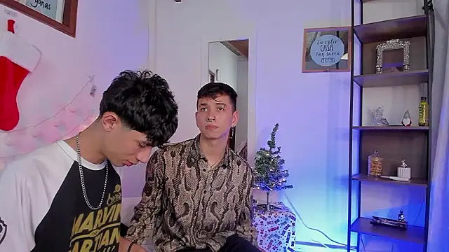 Snapshot of novaybrian chatting on December 8, 2024, 3:10 am novaybrian online show from December 8, 2024, 3:10 am