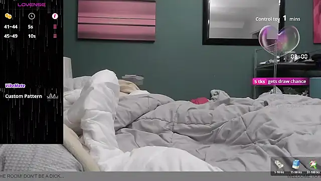 BondBroken online show from October 28, 2025, 7:05 pm