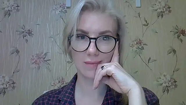 Pabonya91 online show from February 9, 2025, 10:54 pm