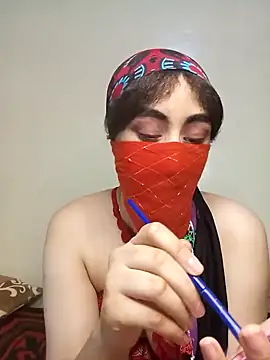 Snapshot of Lalou chatting on December 21, 2024, 4:57 pm Lalou online show from December 21, 2024, 4:57 pm