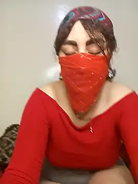 Snapshot of Lalou chatting on December 25, 2024, 5:26 pm Lalou online show from December 25, 2024, 5:26 pm