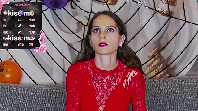 hailey peach online show from October 27, 2025, 6:23 pm