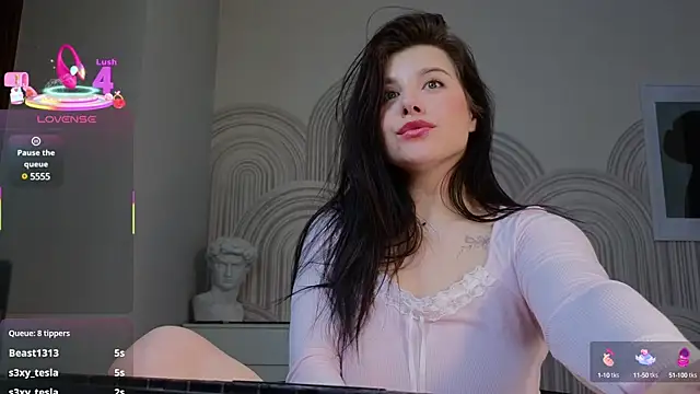 Jenna Adams  online show from March 17, 2025, 7:13 am