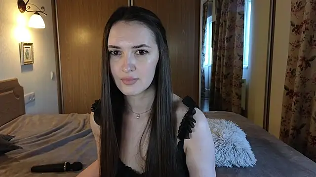 Snapshot of Tutti_Frutt1s chatting on May 26, 2026, 5:47 am Tutti Frutt1s online show from May 26, 2026, 5:47 am