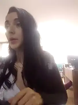 Snapshot of amellie_ros chatting on December 9, 2024, 4:26 pm amellie ros online show from December 9, 2024, 4:26 pm