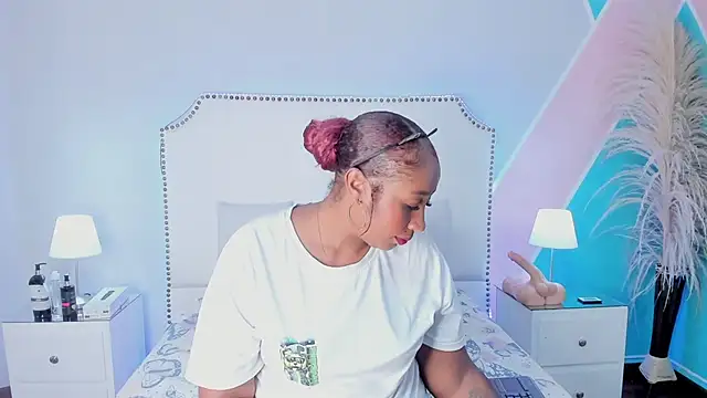 Krystal cambell1 online show from April 15, 2026, 7:32 pm