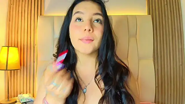 Snapshot of Emily_Trujillo chatting on May 25, 2026, 8:15 pm Emily Trujillo online show from May 25, 2026, 8:15 pm