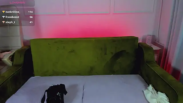 stacy sexylips online show from December 1, 2024, 7:36 pm