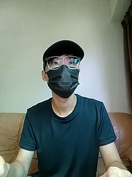 Snapshot of Yang_1069 chatting on October 17, 2025, 1:20 am Yang 1069 online show from October 17, 2025, 1:20 am